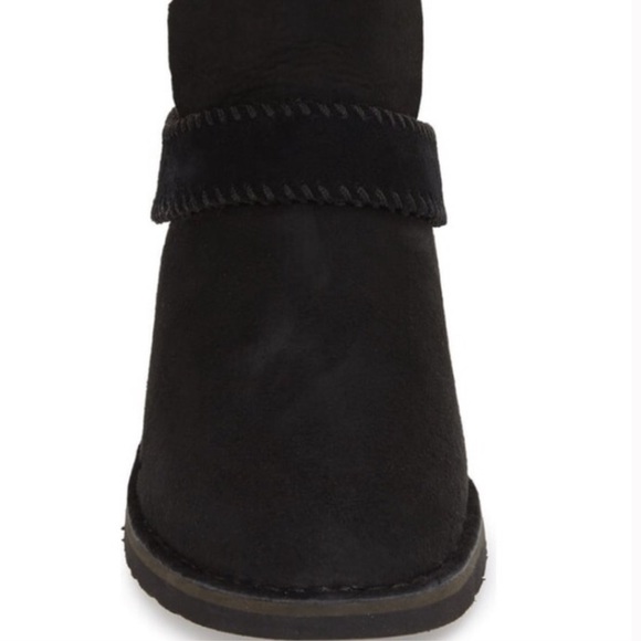 UGG - McKay Boot - Picture 9 of 9